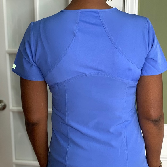 XS-XL Light Blue Med Couture Womens Scrub Top - Picture 3 of 5